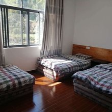休宁白际小胖子农家客栈