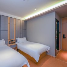 第五季精选酒店(北京西站广安门中医院店)