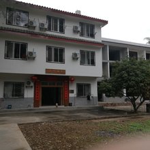 阳朔杨堤江畔渔家