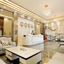 新郑君赫酒店(黄金大道郭店工业园店)
