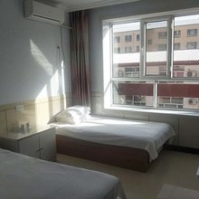 和林格尔新华宾馆