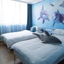 上海半边山下青年旅舍(周浦地铁站小上海步行街店)