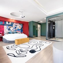 水泉雅致酒店(玉林市清湾江公园万花楼店)