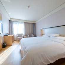 嗨森精品酒店(上海五角场复旦大学店)