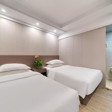 莱卡酒店(上海南浦大桥地铁站店)