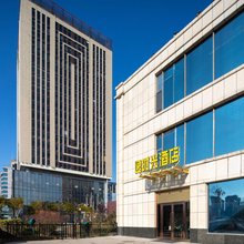逸时光酒店(太原滨河体育中心省心脑血管医院店)