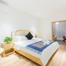 大理倚听小院