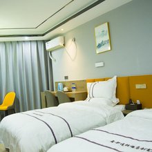 鑫都连锁酒店(镇雄创富店)