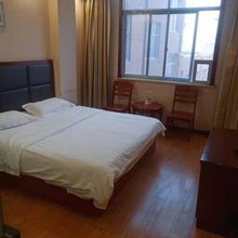 峄家人酒店(山亭城头店)