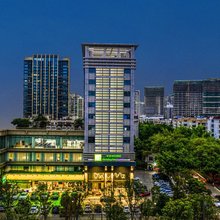 深圳南山智选假日酒店