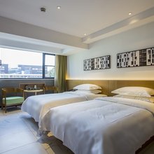 镇江依斯曼酒店(镇江站江苏科技大学店)