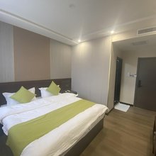 迁西帅帅商务酒店