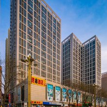 速8酒店(西安凤城二路青少年中心地铁站店)