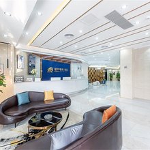 星月电竞酒店(东莞常平百花时代广场店)