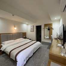 汶川家国颐苑主题酒店