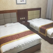 隆化县品享大酒店