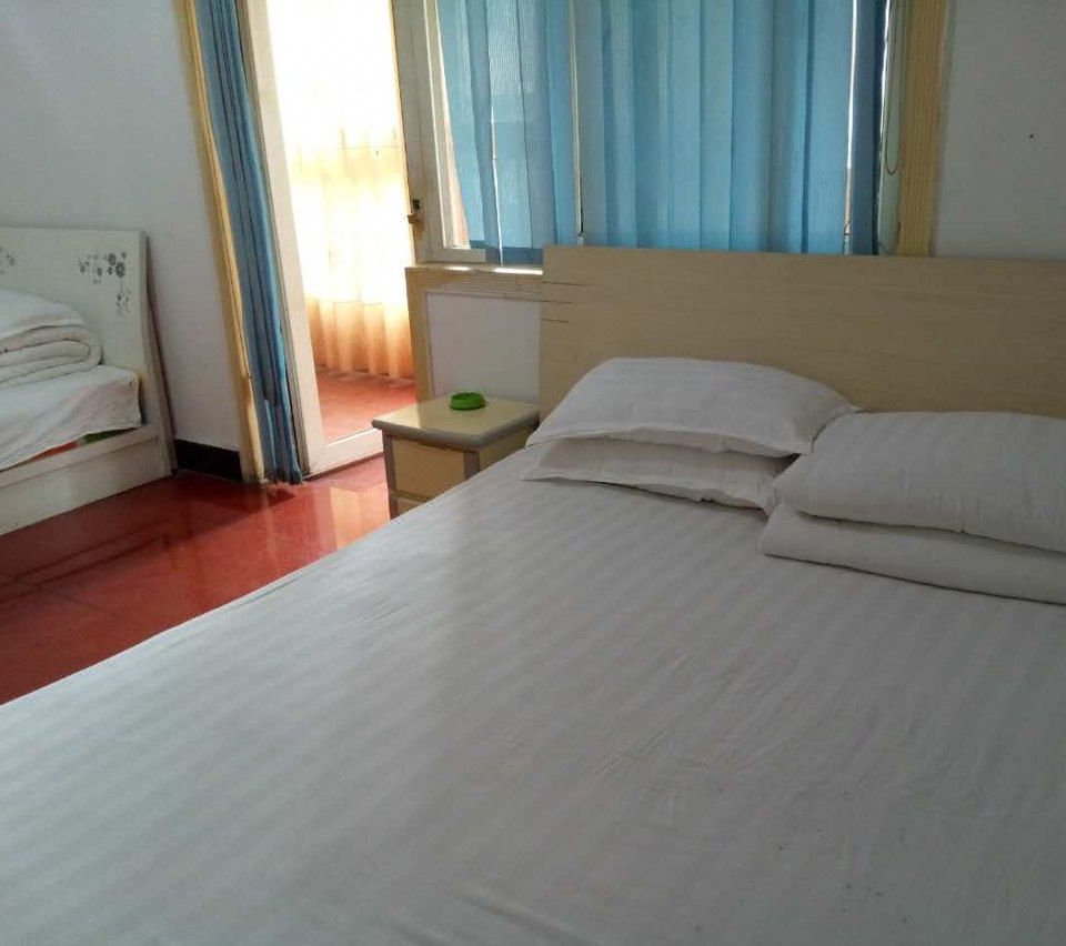 新南门汽车站附近宾馆