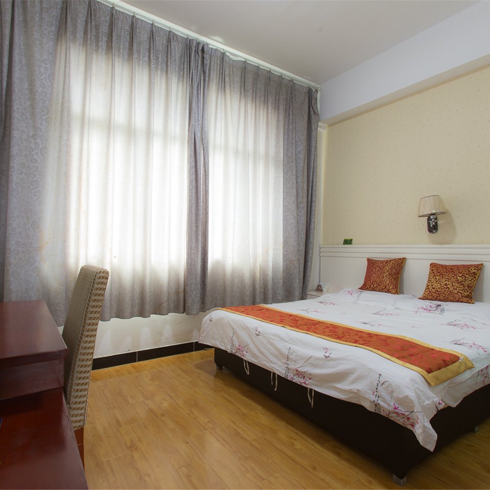 徐州淮西客运站附近宾馆