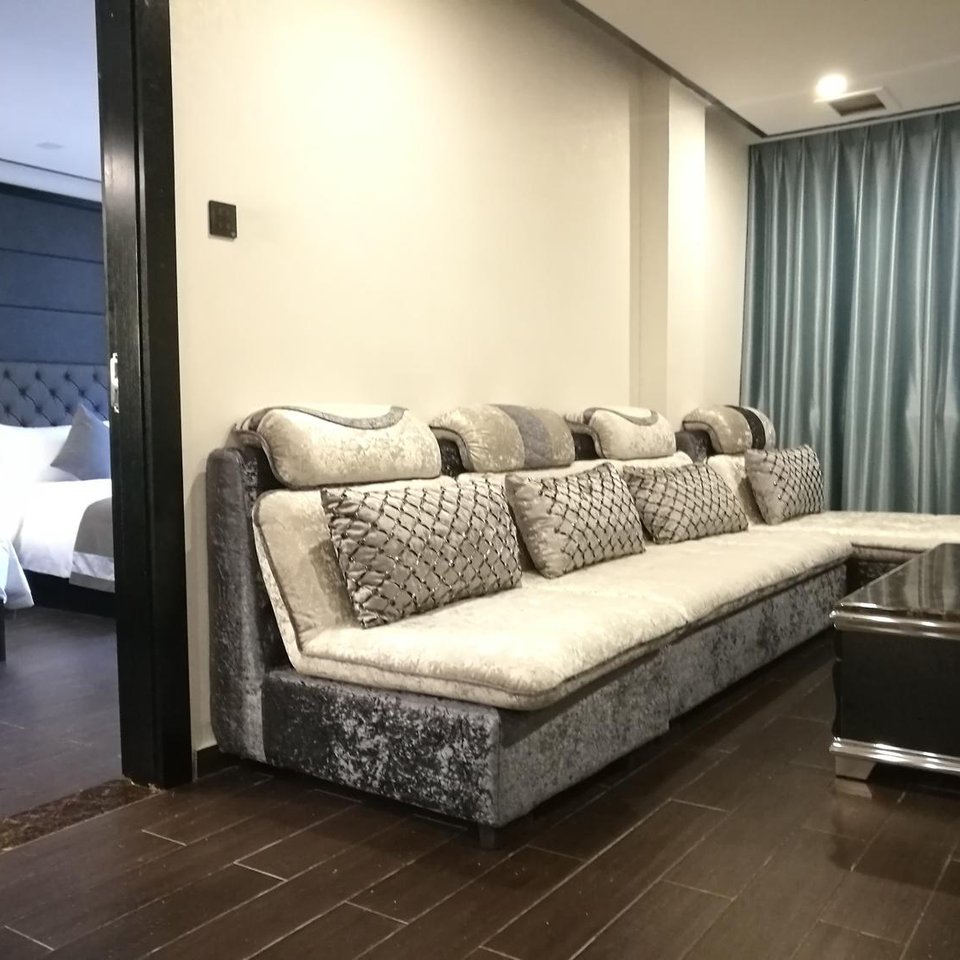 西安钟楼王子公寓酒店附近酒店_西安钟楼王子