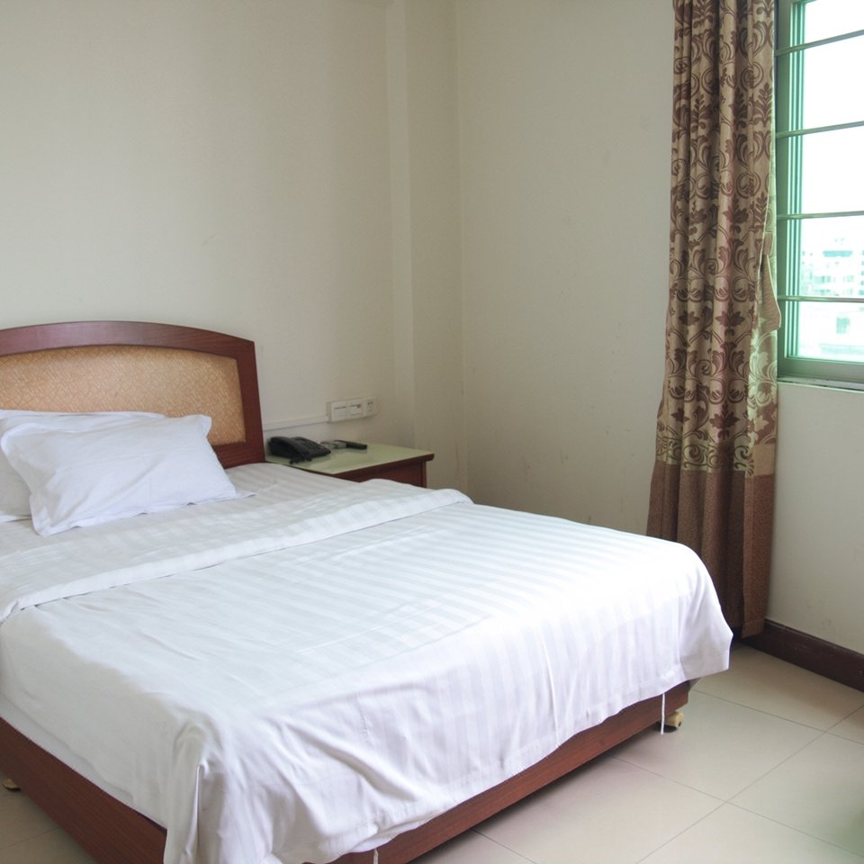 尚客优酒店广东云浮新兴县时代广场预订_尚客优酒店广东云浮新兴县