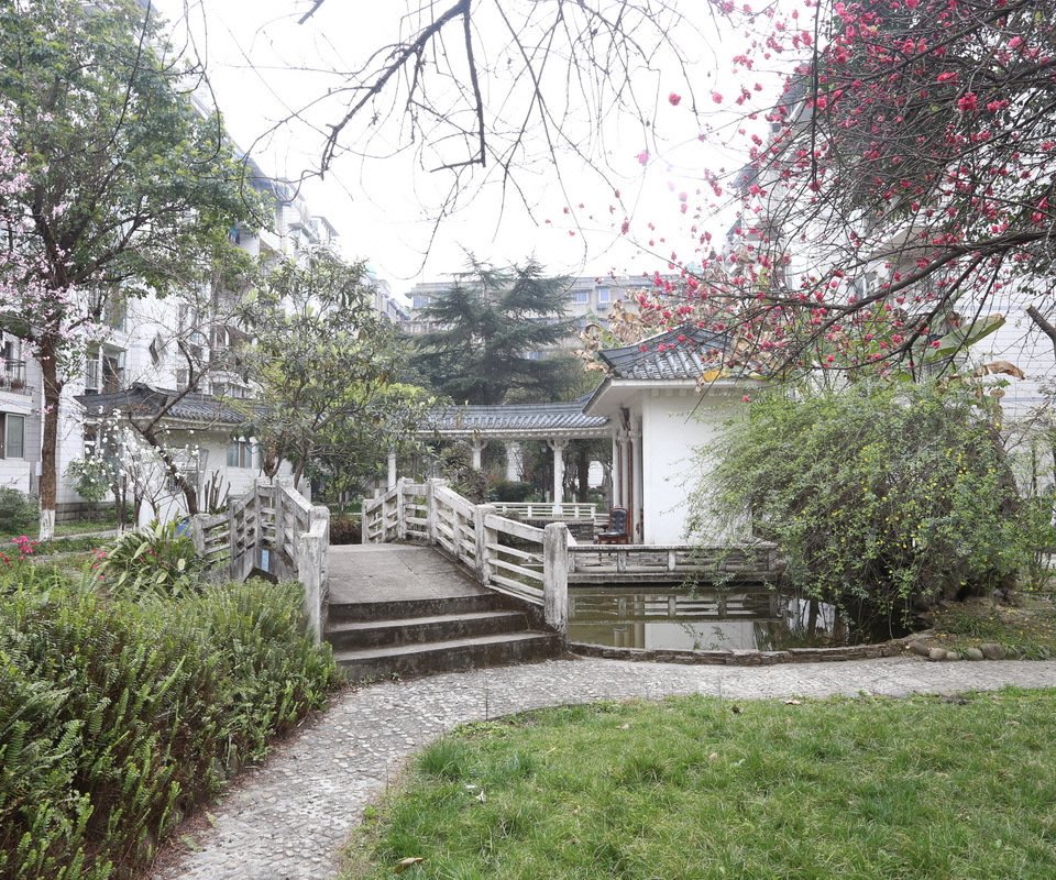 成都职业技术学院(青羊校区)附近宾馆