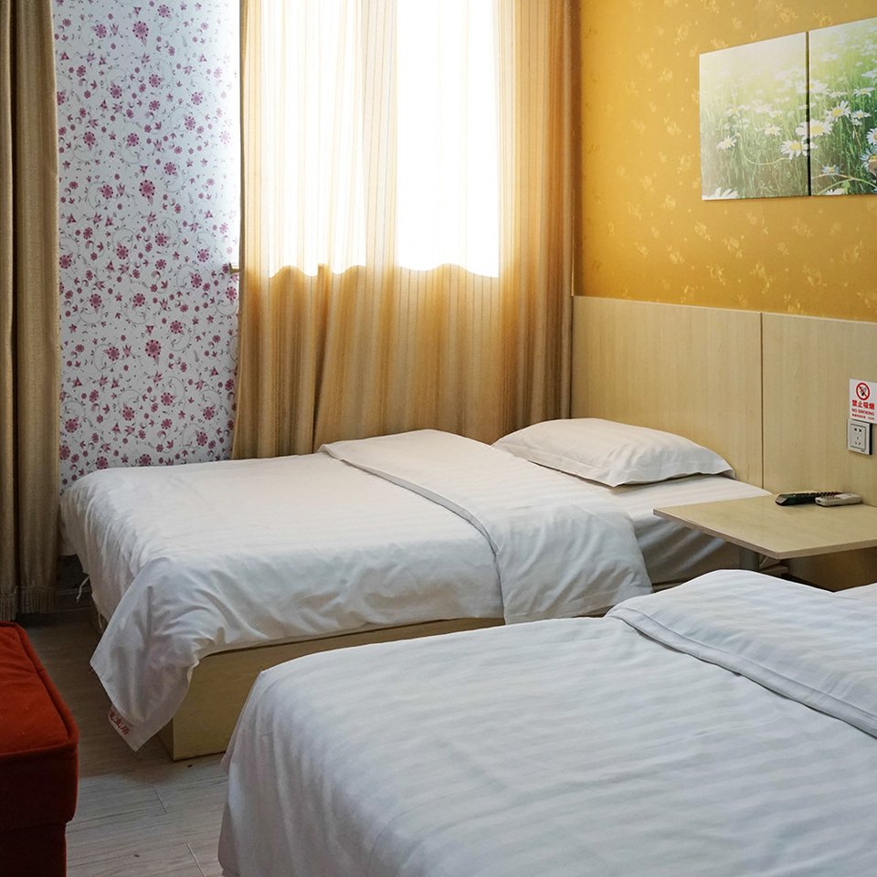 禄丰县文物管理所附近宾馆