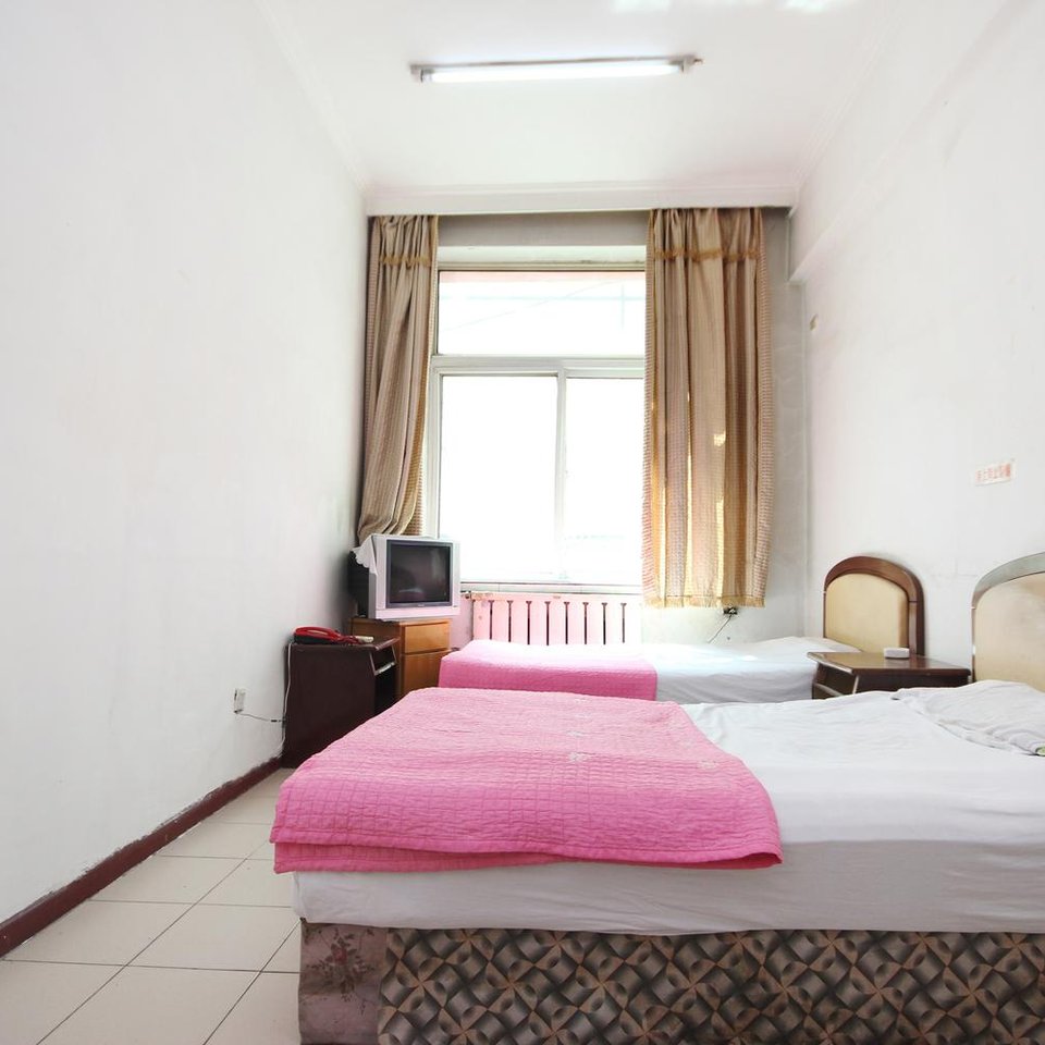 抚顺站附近宾馆