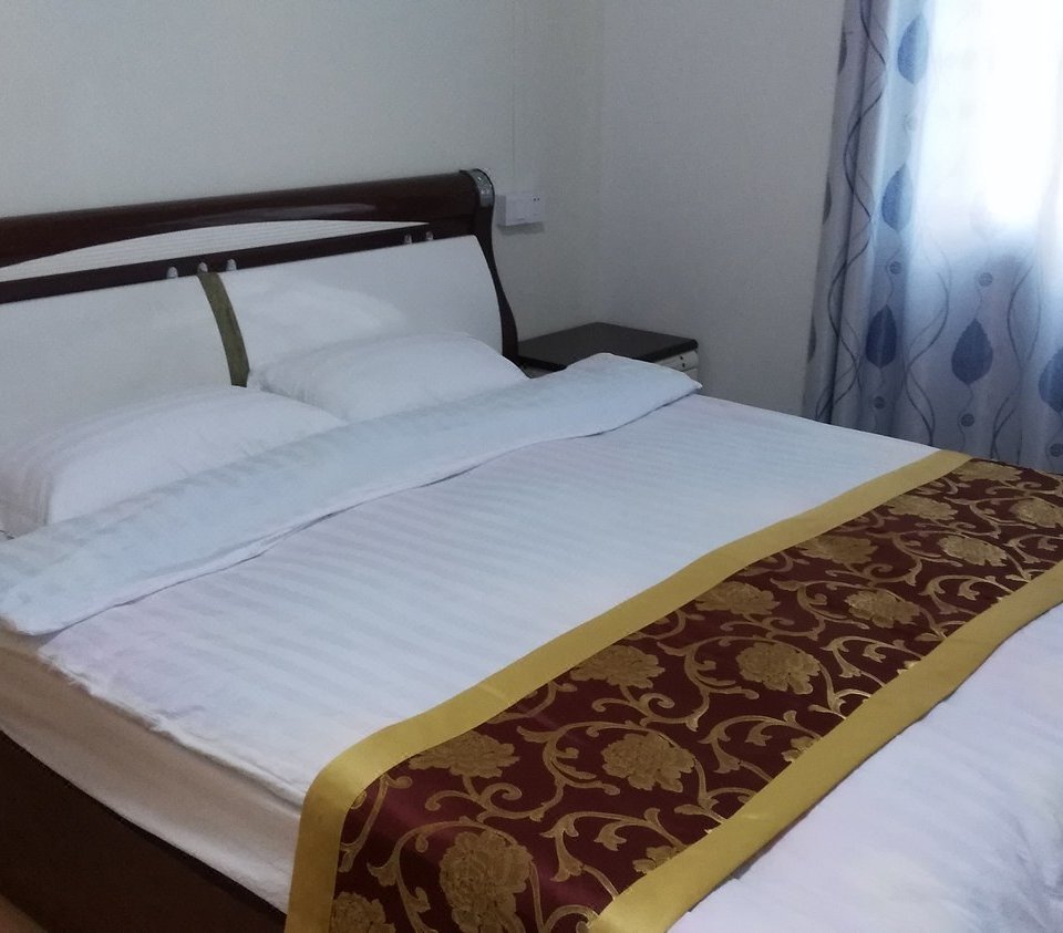 英德宝墩湖湖山温泉度假村附近宾馆