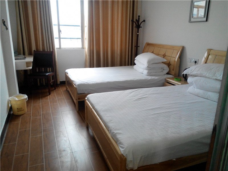 湖口火车站附近宾馆