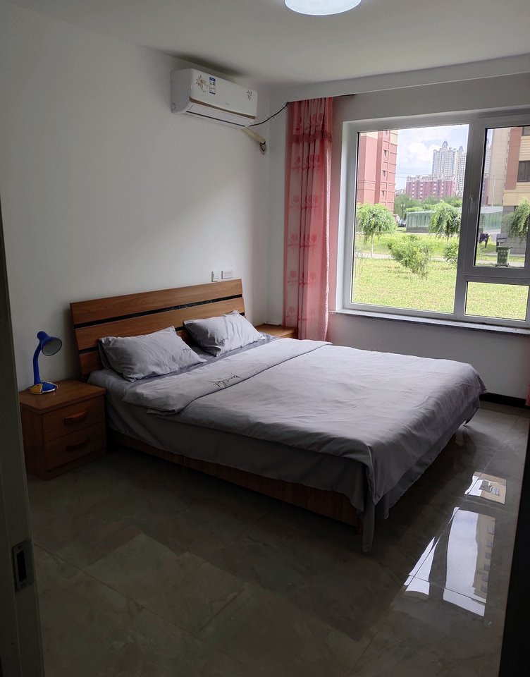 抚顺七八酒馆公寓