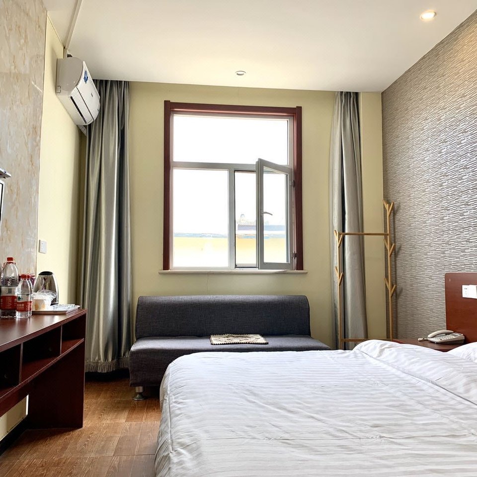 邢台海艺国际温泉假日酒店