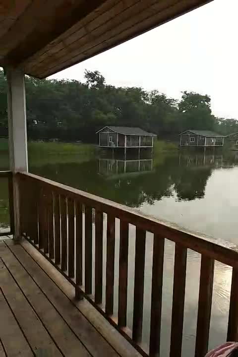 【中牟雁鸣蟹岛度假村】地址:雁鸣湖镇小店村南200米-艺龙旅行网