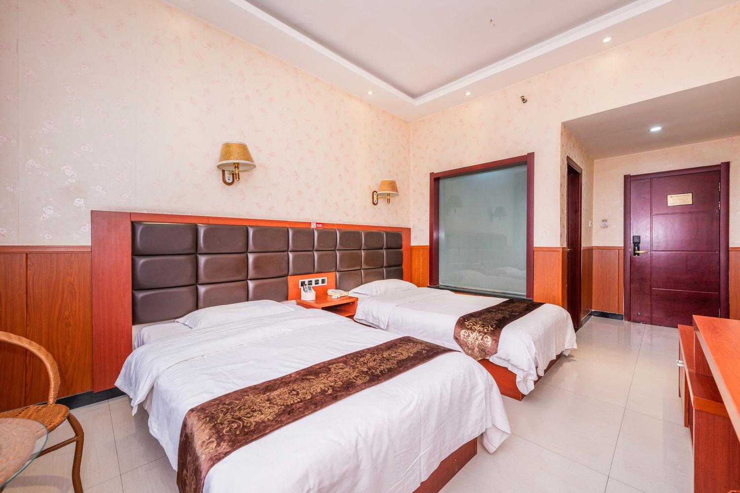 宜川隆盛商务酒店