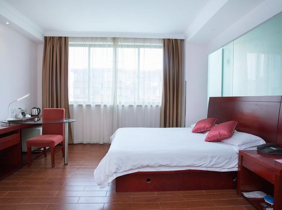 上勤假日宾馆(上海田林店)