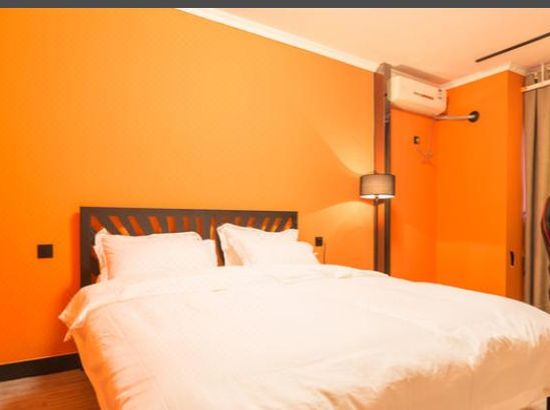 郑州熊猫电竞主题酒店