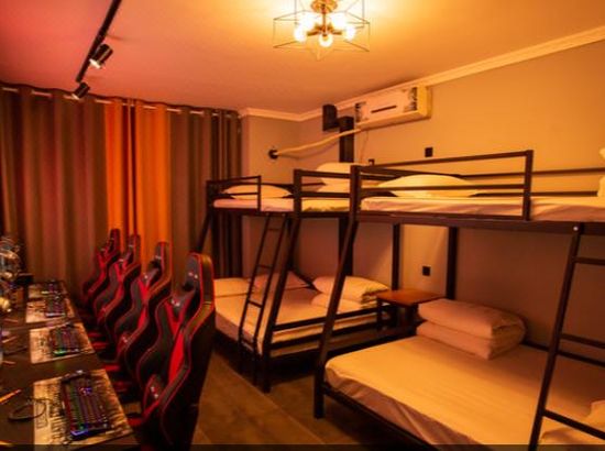 郑州熊猫电竞主题酒店