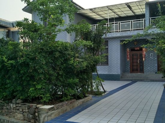 阆中宁静静心墅联排别墅(分店)