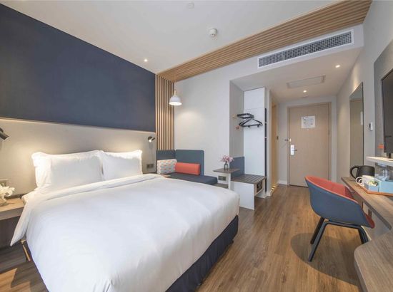 上海古北智选假日酒店