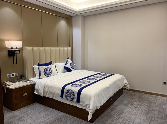 龙威假日酒店(威海高区店)