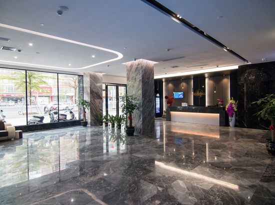 廉江柏菲智慧酒店