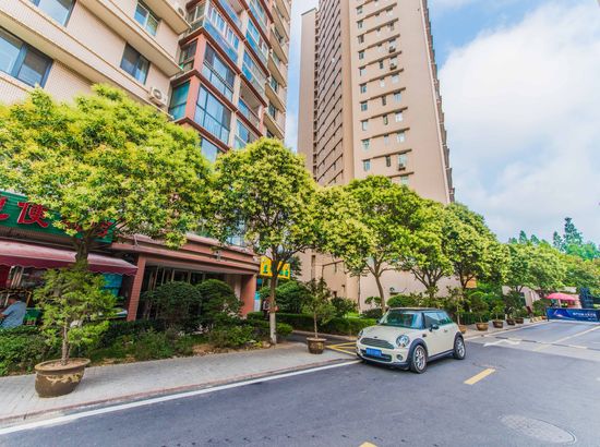 快乐租公寓(青岛金都花园店)