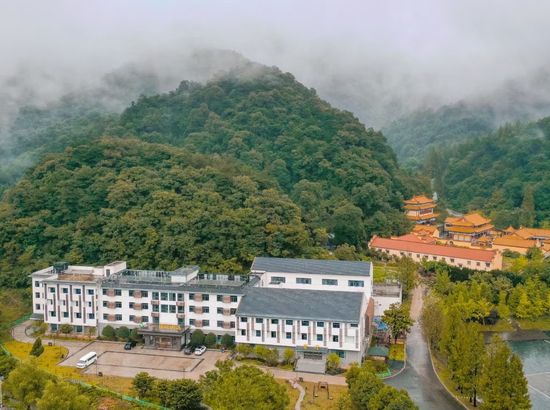 随县大洪山绿林山庄