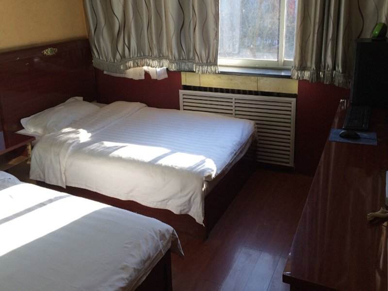 Kaixin Yizhan Express Hotel Pingliang West Main StreetGuest Room
