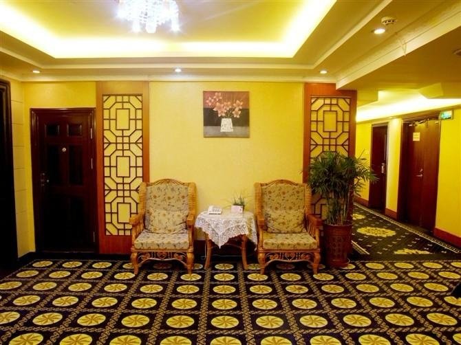 Xining Yijia business hotelLobby