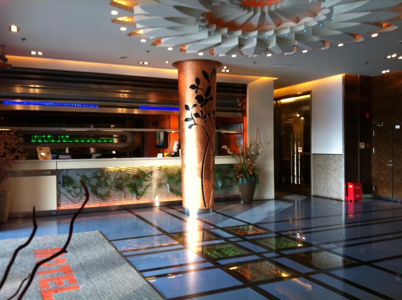 Motel 168 JinChuan Road Shanghai Lobby