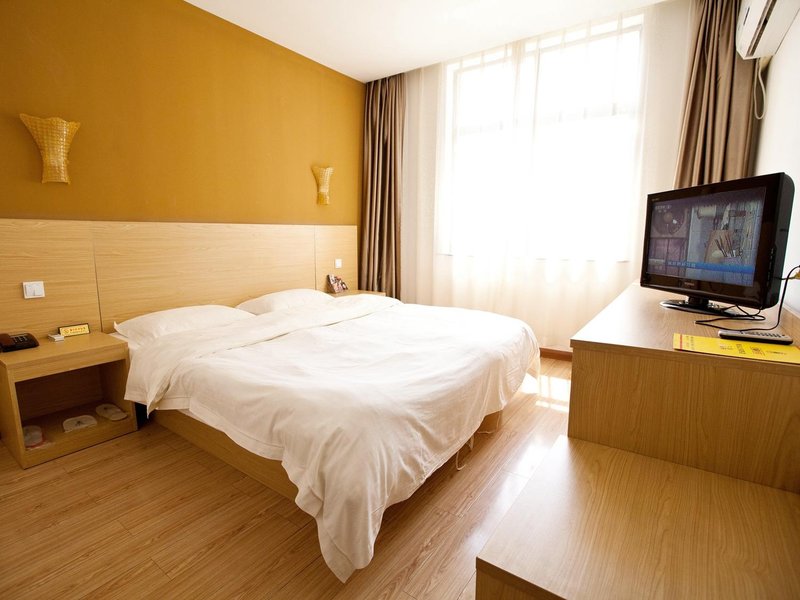 Super 8 Hotel Shandong Road Qingdao Guest Room
