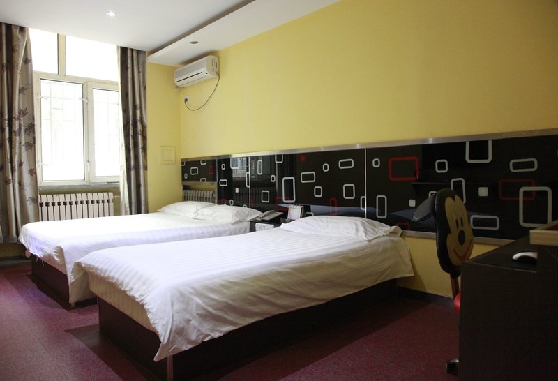 Yibai Fashion Express Hostel Guest Room