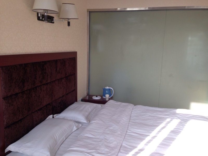 Zhonghui Hotel Guest Room