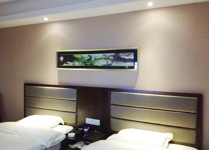 Junyi Chain Hoetl (Huanggang Wanda Plaza) Guest Room