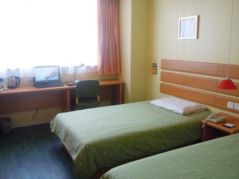 Home Inn (Tianjin Weidi Road City Cultural Center) Guest Room